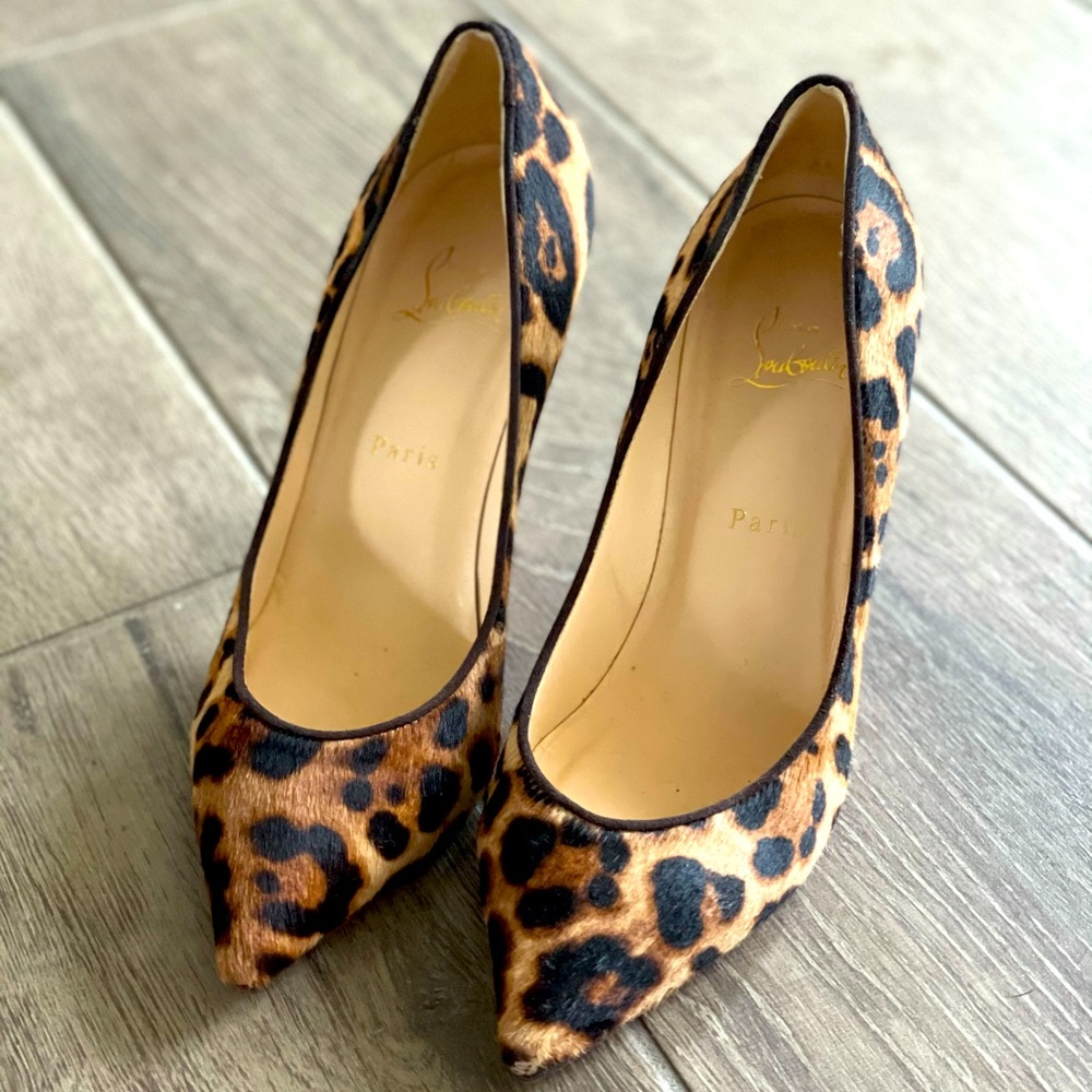 Leopard print 85 pony hair Louboutins
